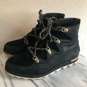 Sorel boots size 7.5